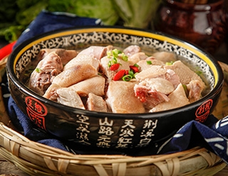 濟(jì)南烤鴨店告訴您夏季清補(bǔ)喝鴨湯